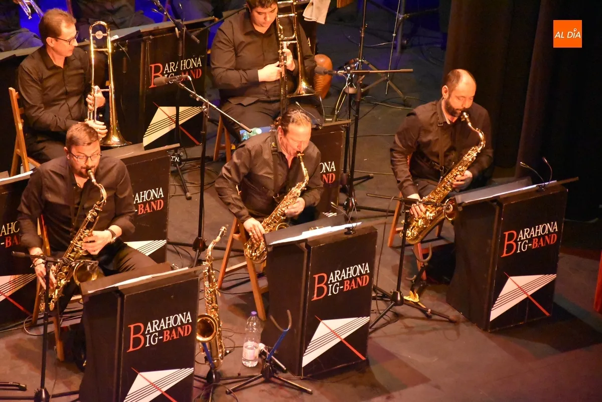 Foto 9 - Gran entrada para disfrutar de la m&uacute;sica de cine de la Barahona Big Band