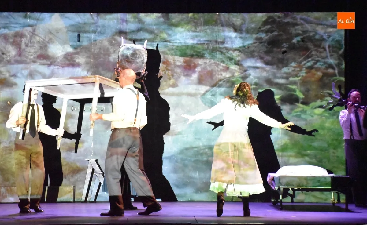 Foto 11 - Teatro Defondo pone el broche con &lsquo;Se&ntilde;ora Einstein&rsquo; al semestre de la Red de Teatros