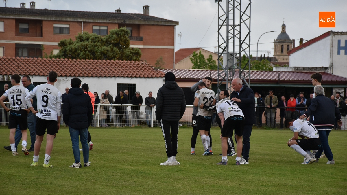 El Ciudad Rodrigo certifica su descenso a Regional en un partido con otro cruel final