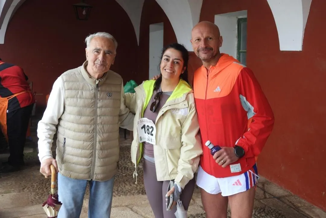 Foto 3 - Adri&aacute;n Mart&iacute;n y Ester Rodr&iacute;guez triunfan en la 2&ordf; Carrera Popular de &Aacute;gueda