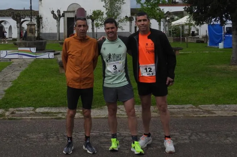 Foto 8 - Adri&aacute;n Mart&iacute;n y Ester Rodr&iacute;guez triunfan en la 2&ordf; Carrera Popular de &Aacute;gueda