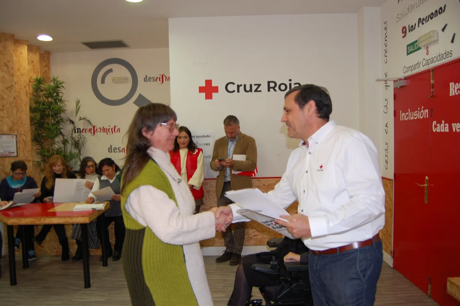 Imágenes de archivo de la formación de Cruz Roja