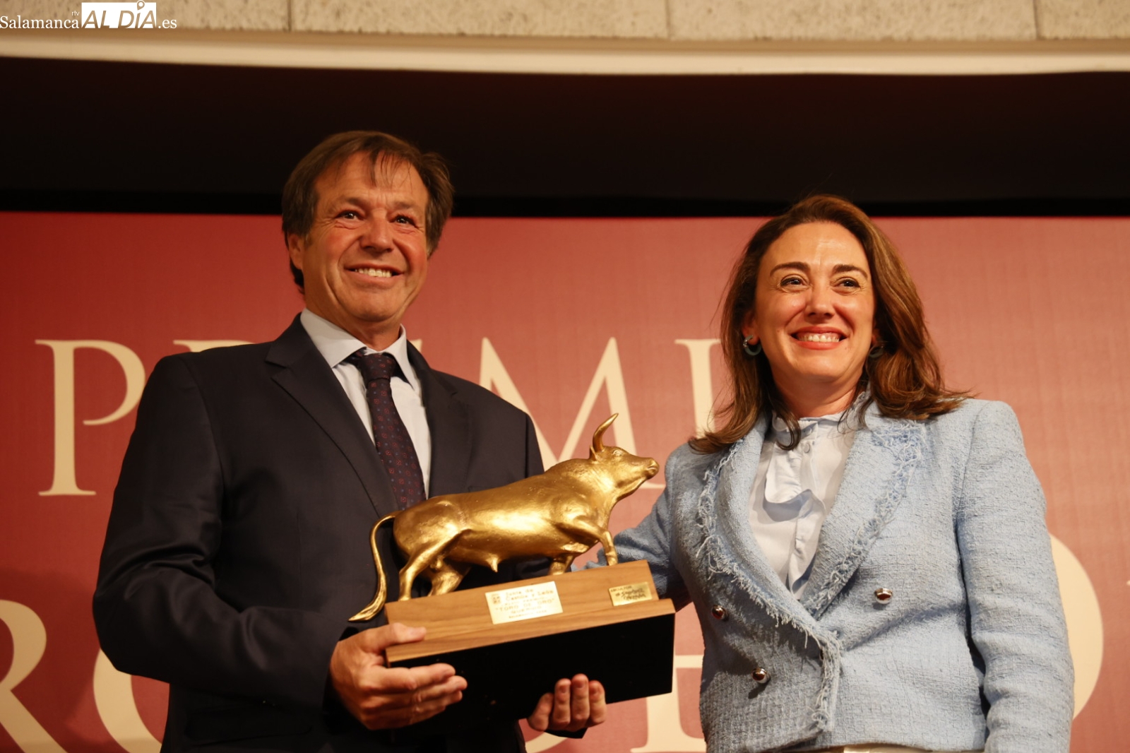 Entrega del Toro de Oro 2024 a Querido, de Garcigrande