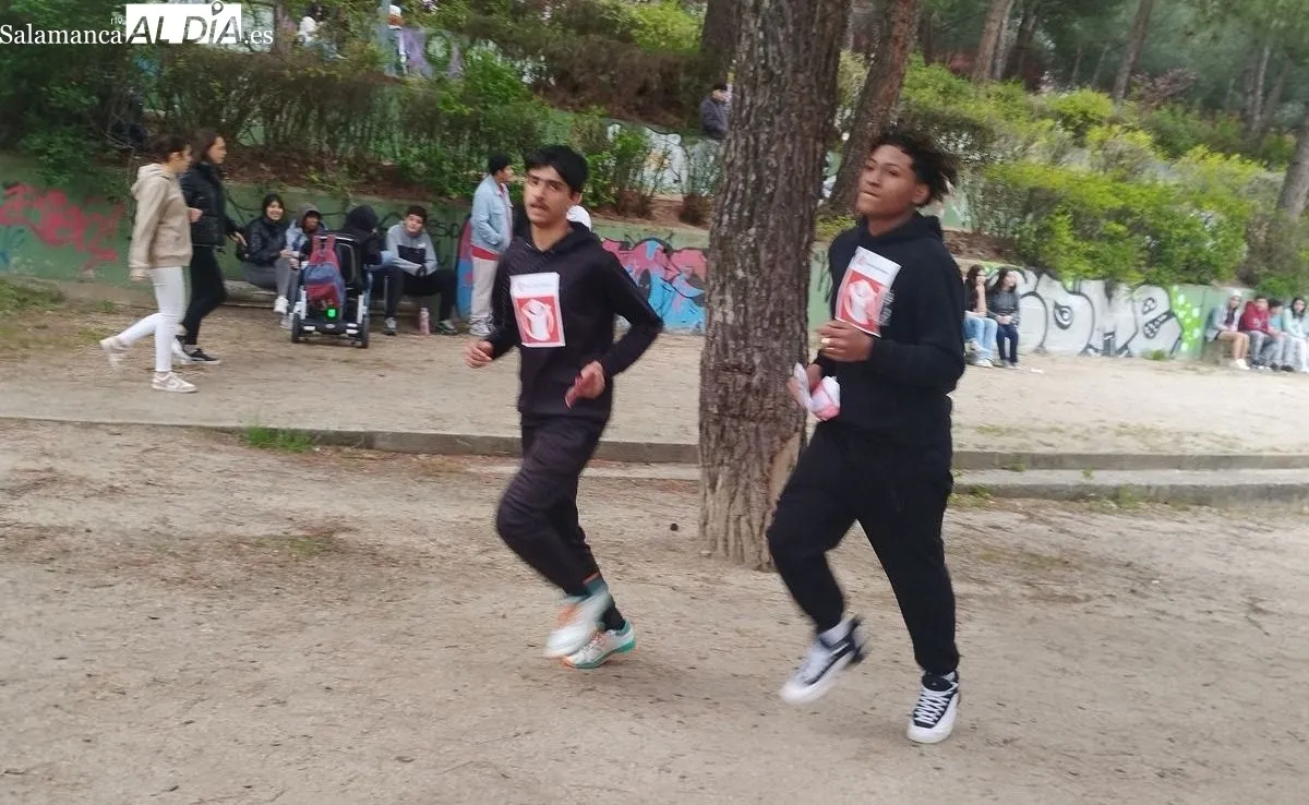 El IES Mateo Hernández vuelve a correr a favor de SAVE the Children
