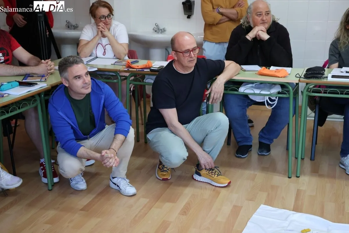 El alcalde, Carlos García Carbayo, durante su visita este martes a los primeros cursos ya en desarrollo en el Centro de Formación y Orientación Laboral (CEFOL). Foto de David Sañudo