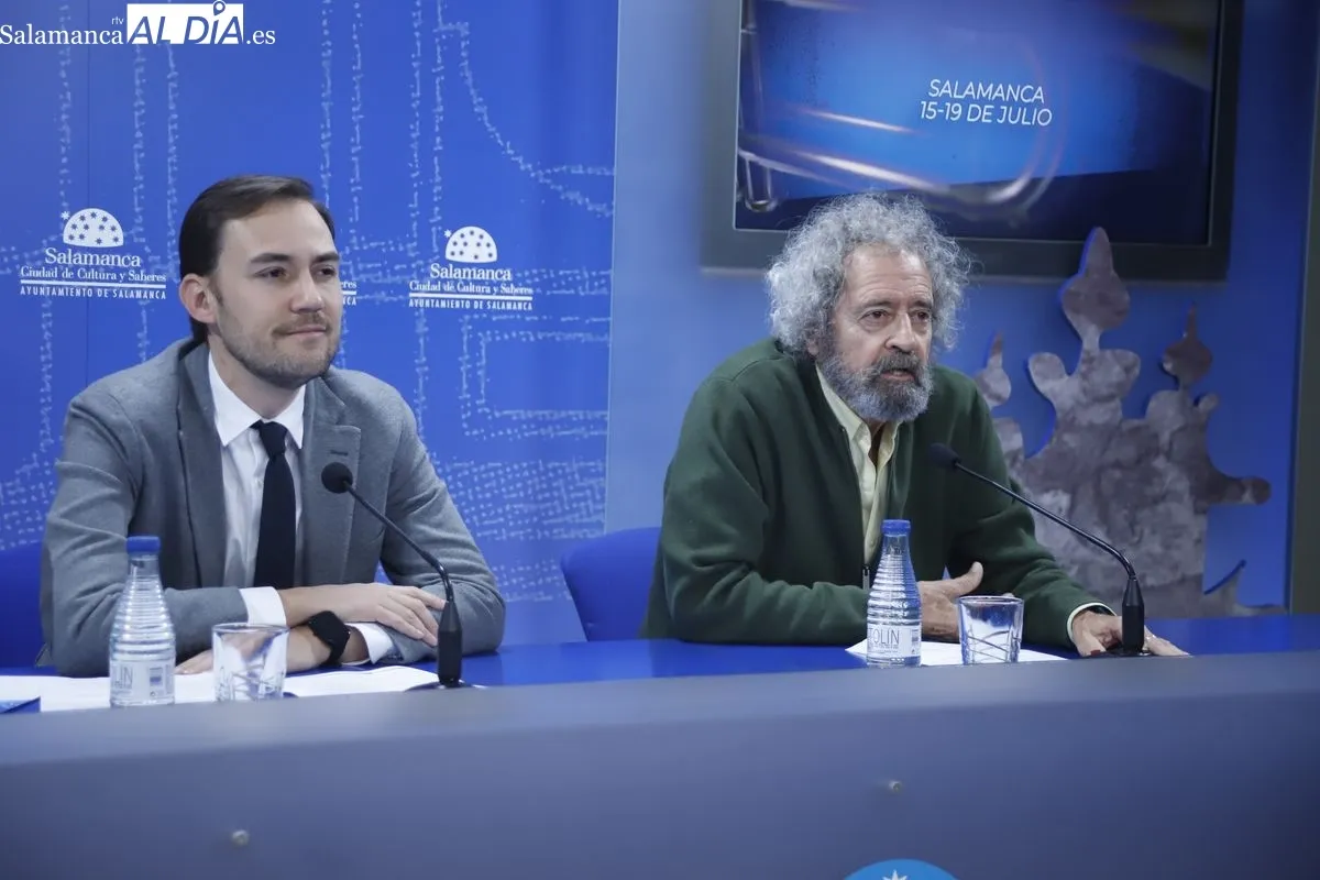 El concejal de Cultura, Ángel Fernández, y Fernando Viñals presentan el VIII Festival Internacional de Jazz