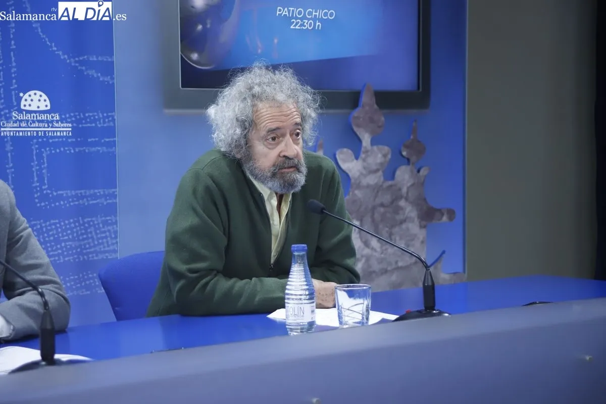 El concejal de Cultura, Ángel Fernández, y Fernando Viñals presentan el VIII Festival Internacional de Jazz
