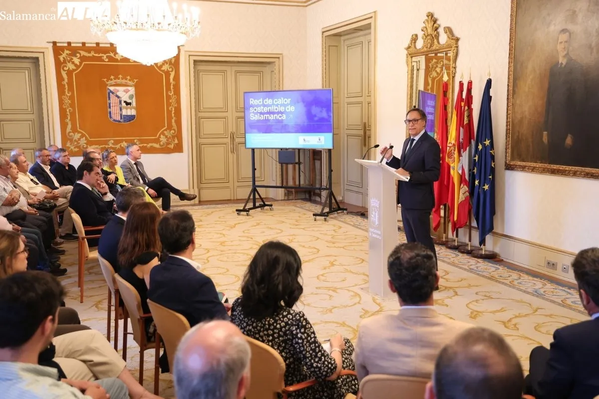 Presentación del ambicioso proyecto energético que se va a desarrollar en Salamanca. Foto de David Sañudo
