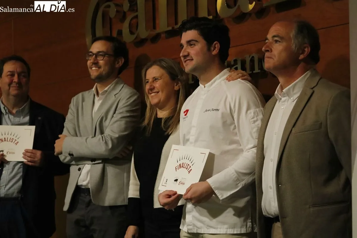 Entrega de diplomas a los finalistas del V Concurso de Cocina con Ibérico. Foto de David Domínguez
