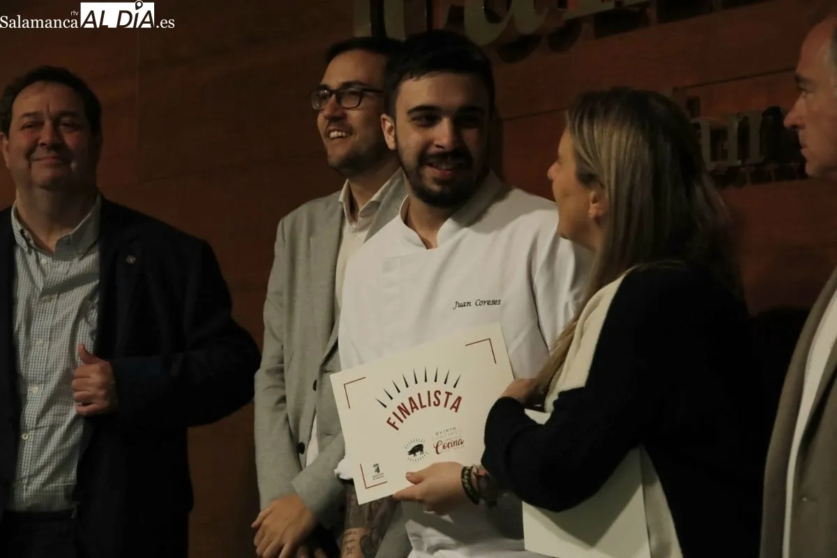 Entrega de diplomas a los finalistas del V Concurso de Cocina con Ibérico. Foto de David Domínguez