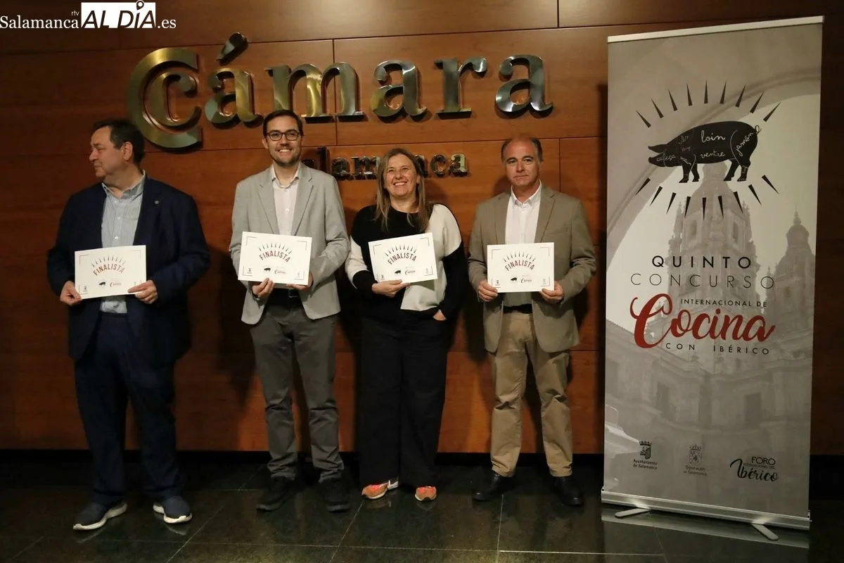 Entrega de diplomas a los finalistas del V Concurso de Cocina con Ibérico. Foto de David Domínguez