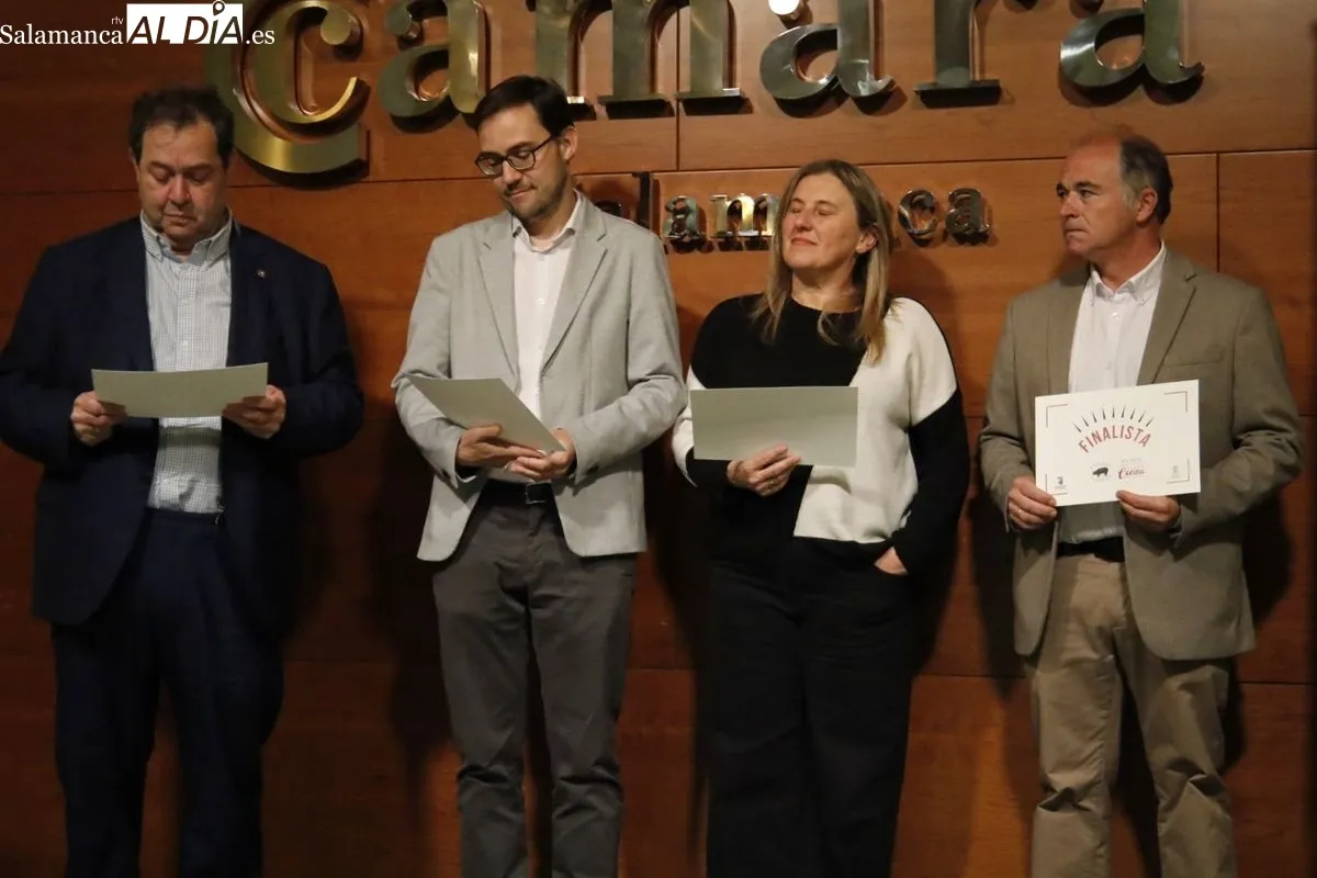 Entrega de diplomas a los finalistas del V Concurso de Cocina con Ibérico. Foto de David Domínguez