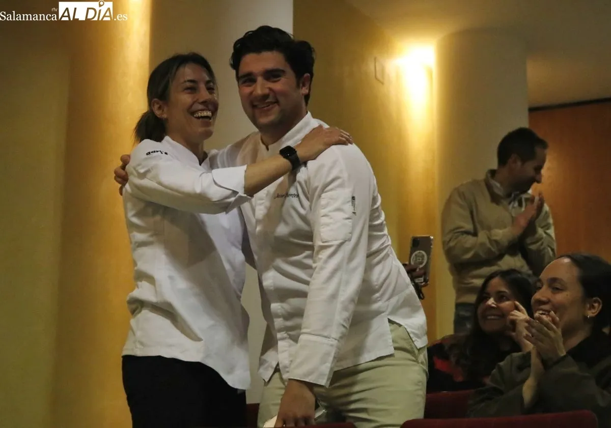 Entrega de diplomas a los finalistas del V Concurso de Cocina con Ibérico. Foto de David Domínguez