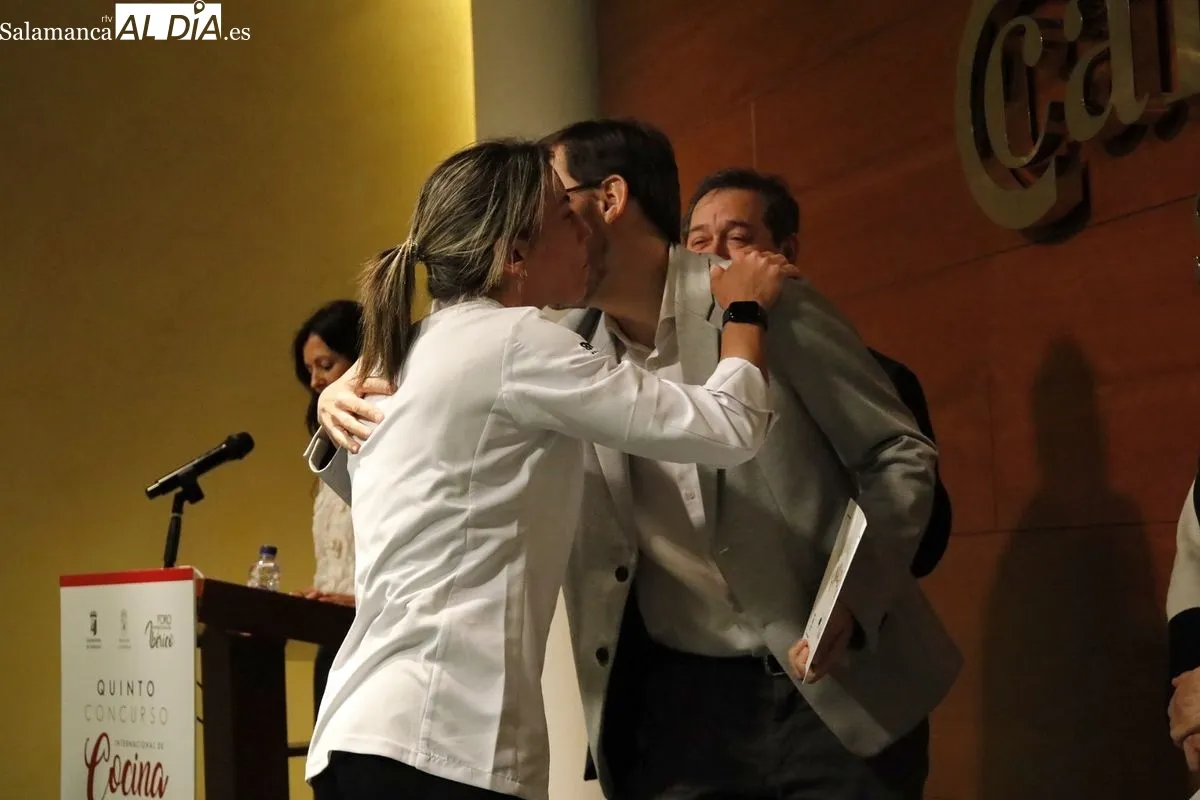 Entrega de diplomas a los finalistas del V Concurso de Cocina con Ibérico. Foto de David Domínguez