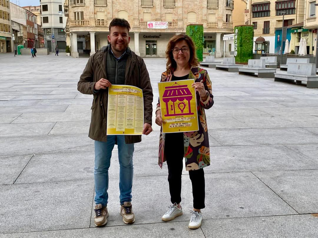 Arte joven Guijuelo: 45 comercios exponen Jóvenes Talentos