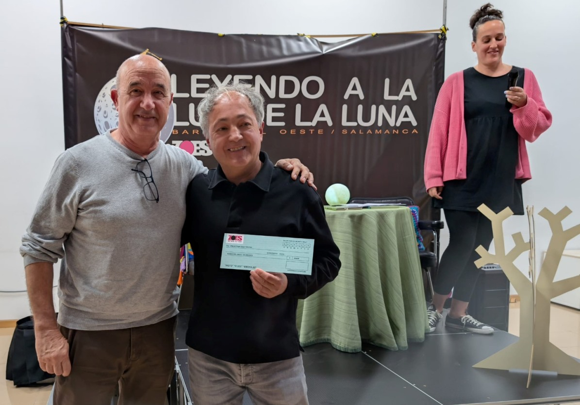 Concurso microrrelatos Leyendo a la Luz de la Luna cumple 15 años