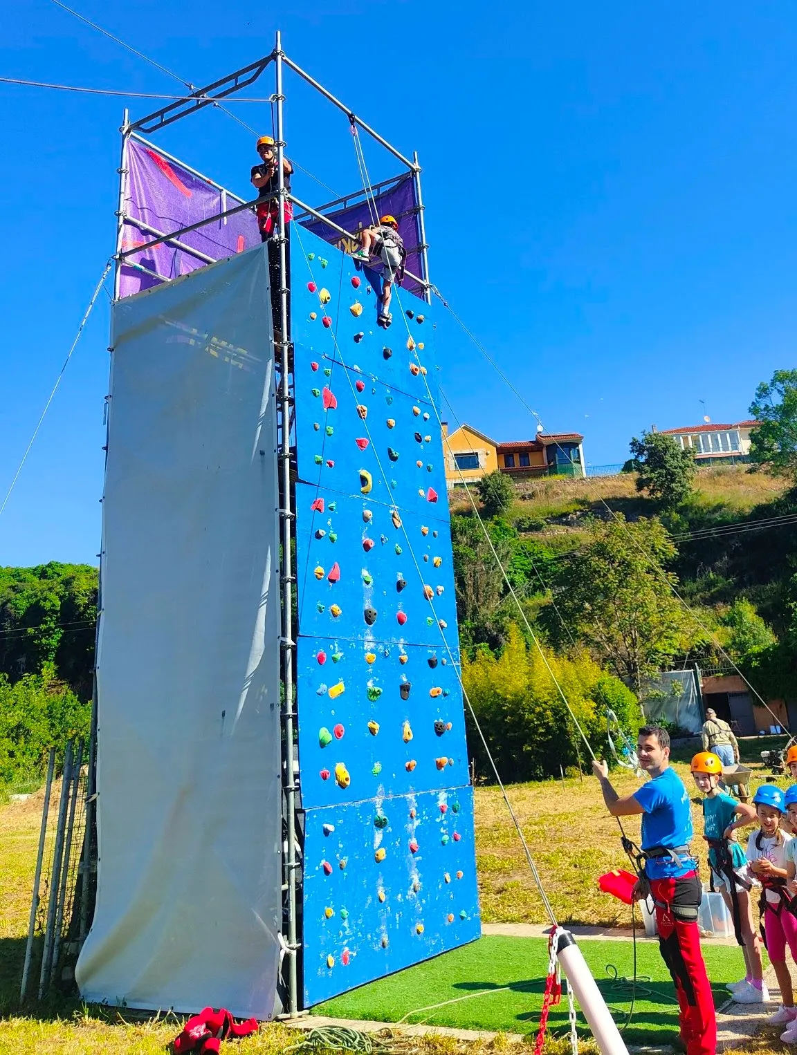 Foto 4 - Concluye el nuevo finde Multiaventura de la Diputaci&oacute;n que ha albergado Mir&oacute;briga
