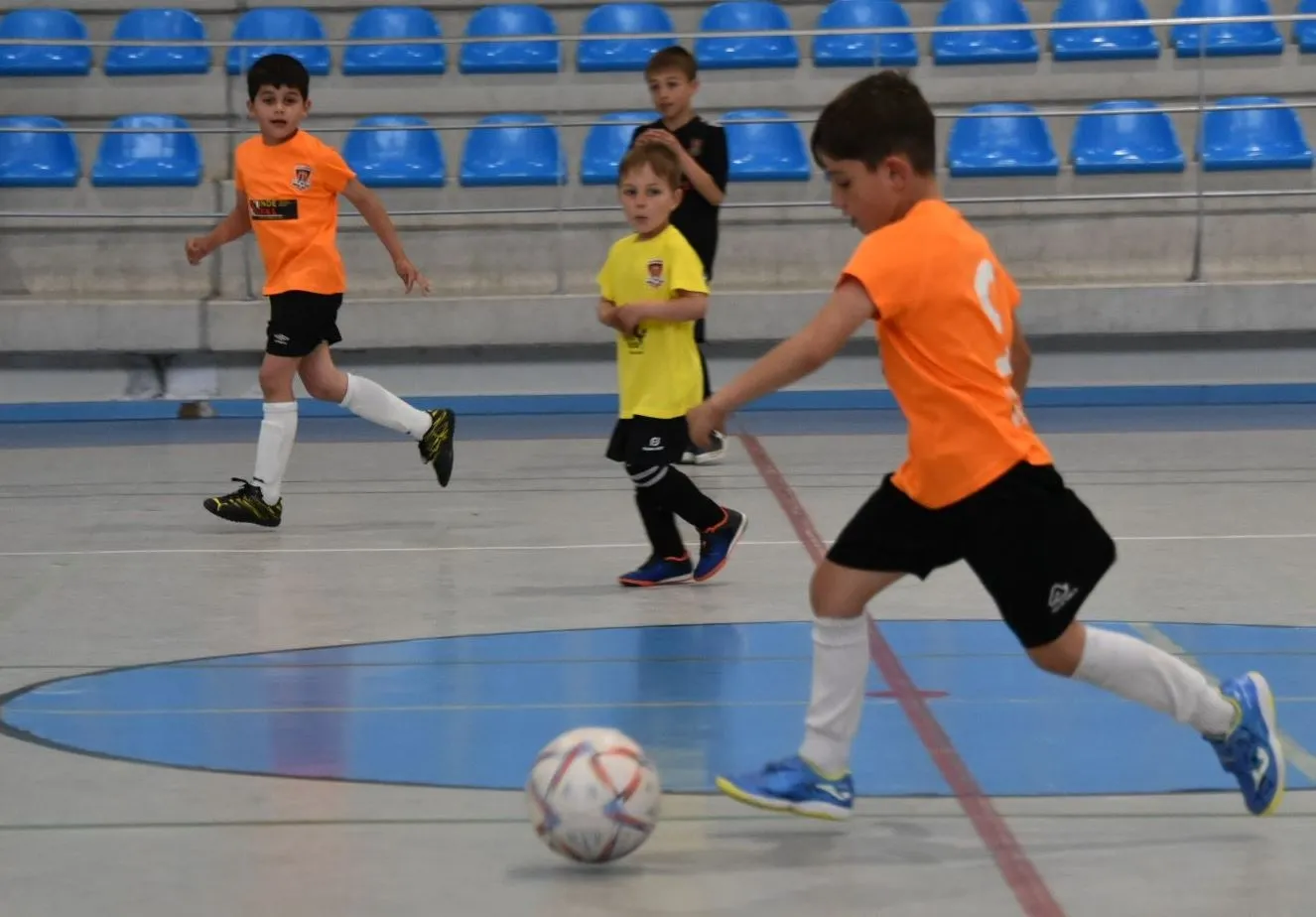 Foto 4 - El Ciudad Rodrigo juega a cubierto una nueva jornada de su Liga Prebenjam&iacute;n