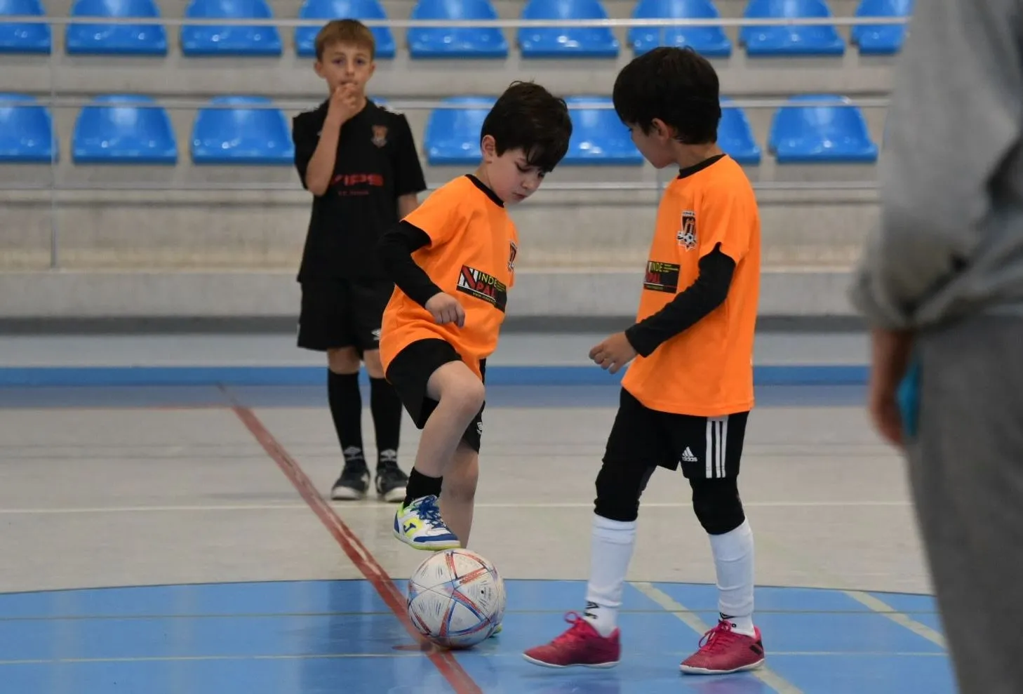 Foto 5 - El Ciudad Rodrigo juega a cubierto una nueva jornada de su Liga Prebenjam&iacute;n