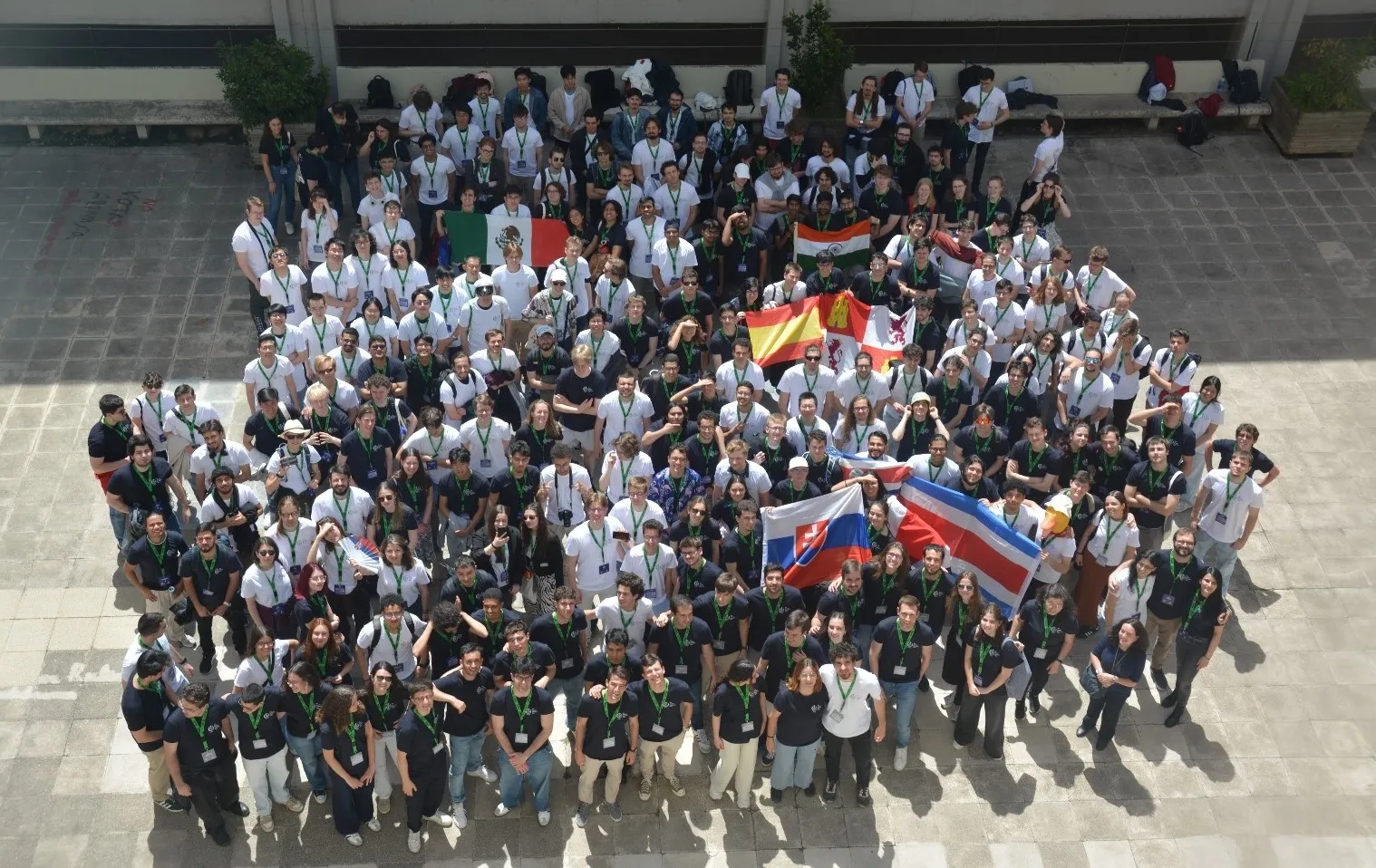 Foto 9 - Jaime Bajo compite en la Final mundial del certamen de F&iacute;sica m&aacute;s importante a nivel universitario