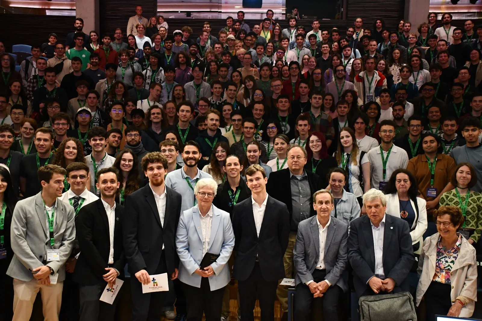 Foto 8 - Jaime Bajo compite en la Final mundial del certamen de F&iacute;sica m&aacute;s importante a nivel universitario