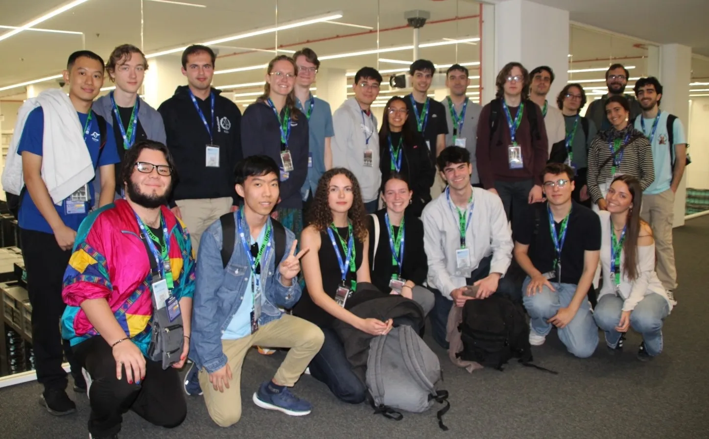 Foto 7 - Jaime Bajo compite en la Final mundial del certamen de F&iacute;sica m&aacute;s importante a nivel universitario