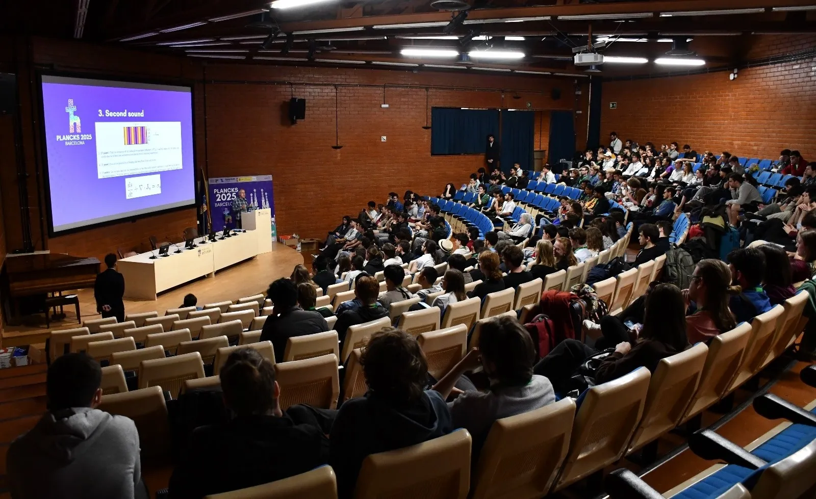 Foto 6 - Jaime Bajo compite en la Final mundial del certamen de F&iacute;sica m&aacute;s importante a nivel universitario