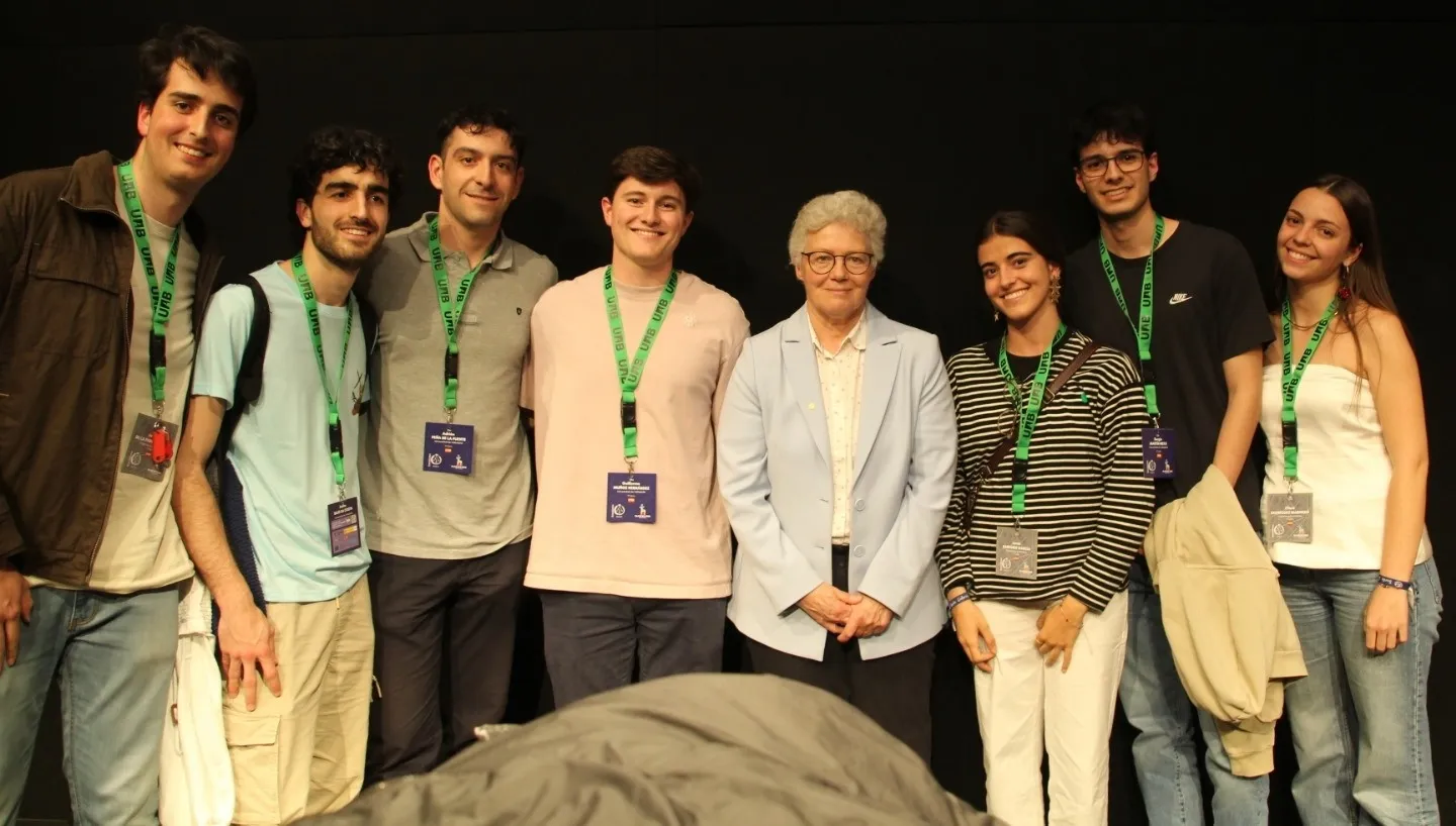 Foto 2 - Jaime Bajo compite en la Final mundial del certamen de F&iacute;sica m&aacute;s importante a nivel universitario