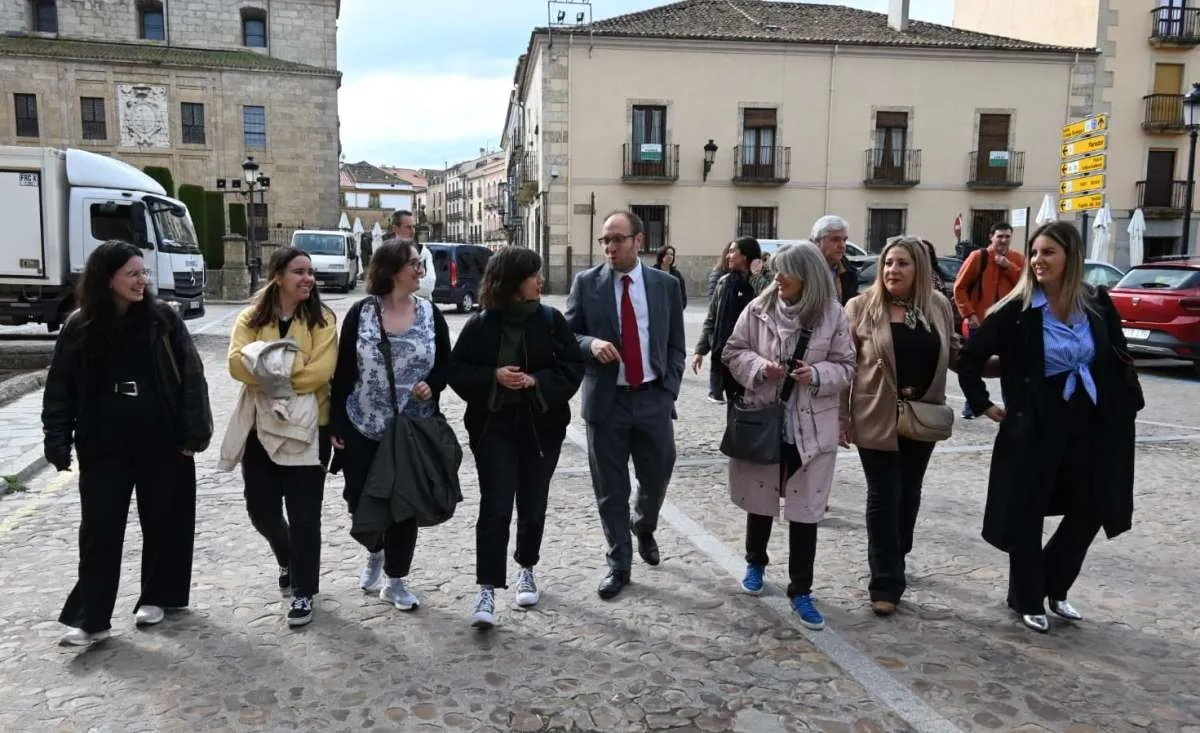 Foto 3 - Mir&oacute;briga acoge un encuentro de los Servicios de Informaci&oacute;n Juvenil de la provincia
