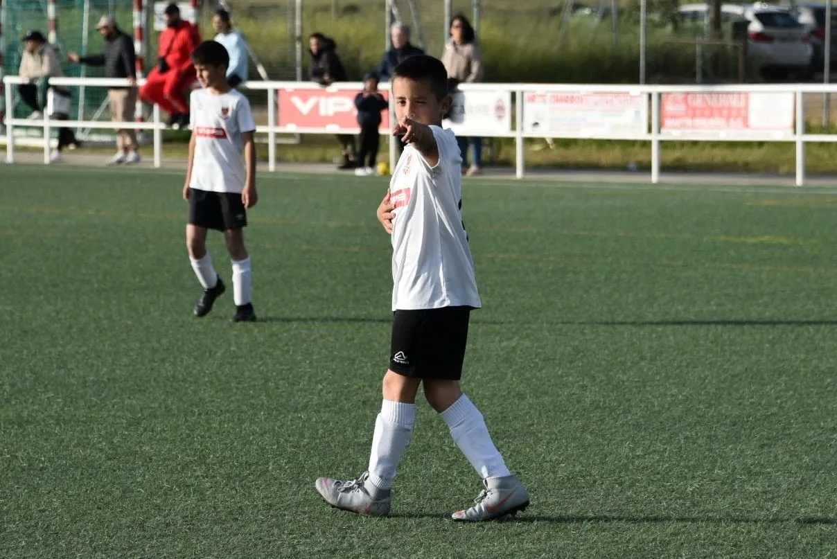 Foto 5 - Enorme victoria del Benjam&iacute;n A del Ciudad Rodrigo para acabar la liga en una fabulosa 4&ordf; plaza