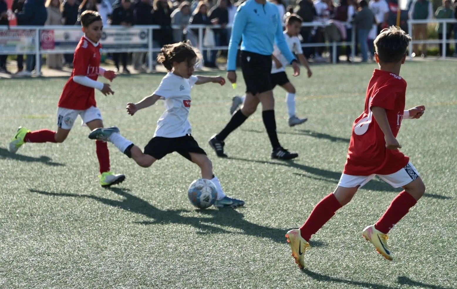 Foto 3 - Enorme victoria del Benjam&iacute;n A del Ciudad Rodrigo para acabar la liga en una fabulosa 4&ordf; plaza