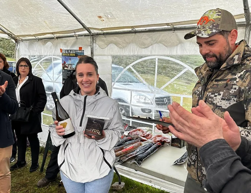 Foto 3 - Daniel Cenzual gana la tirada al plato de las fiestas de La Atalaya