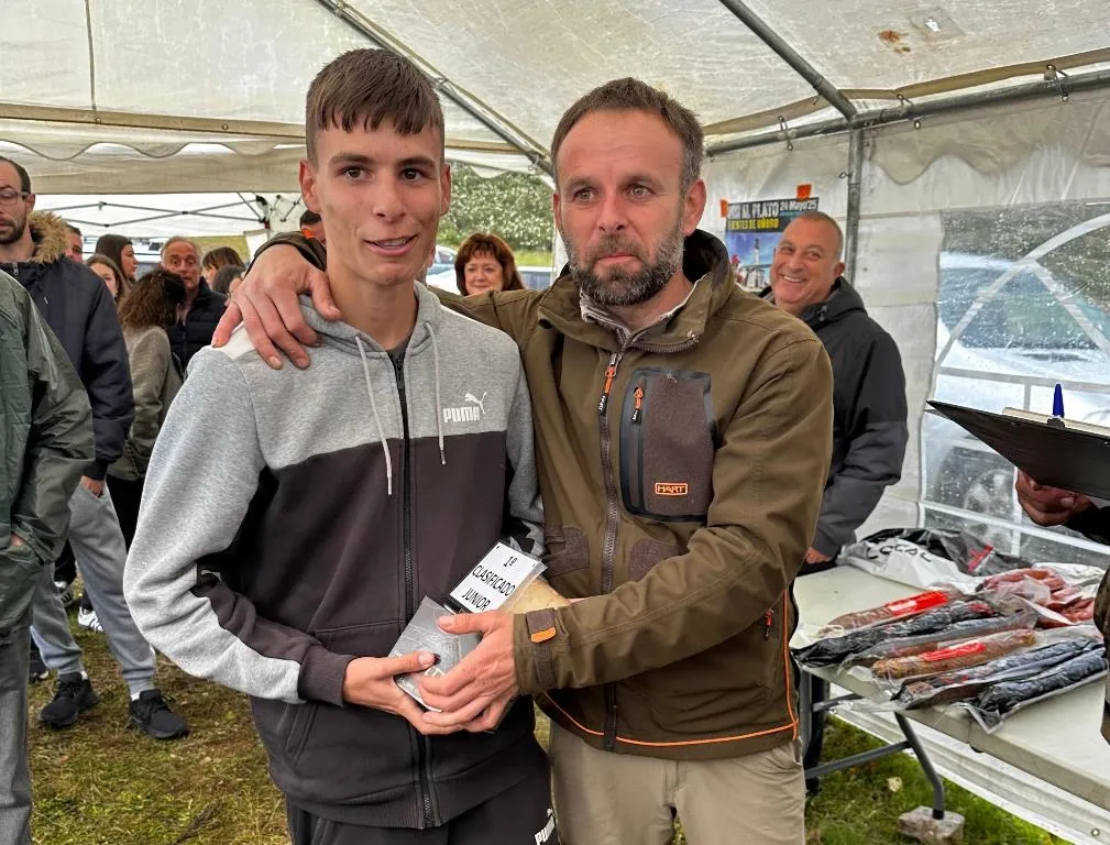 Foto 5 - Daniel Cenzual gana la tirada al plato de las fiestas de La Atalaya