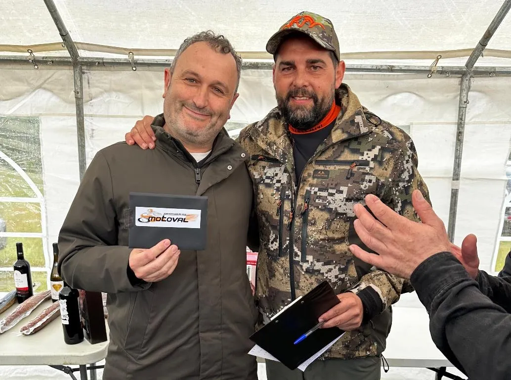 Foto 9 - Daniel Cenzual gana la tirada al plato de las fiestas de La Atalaya