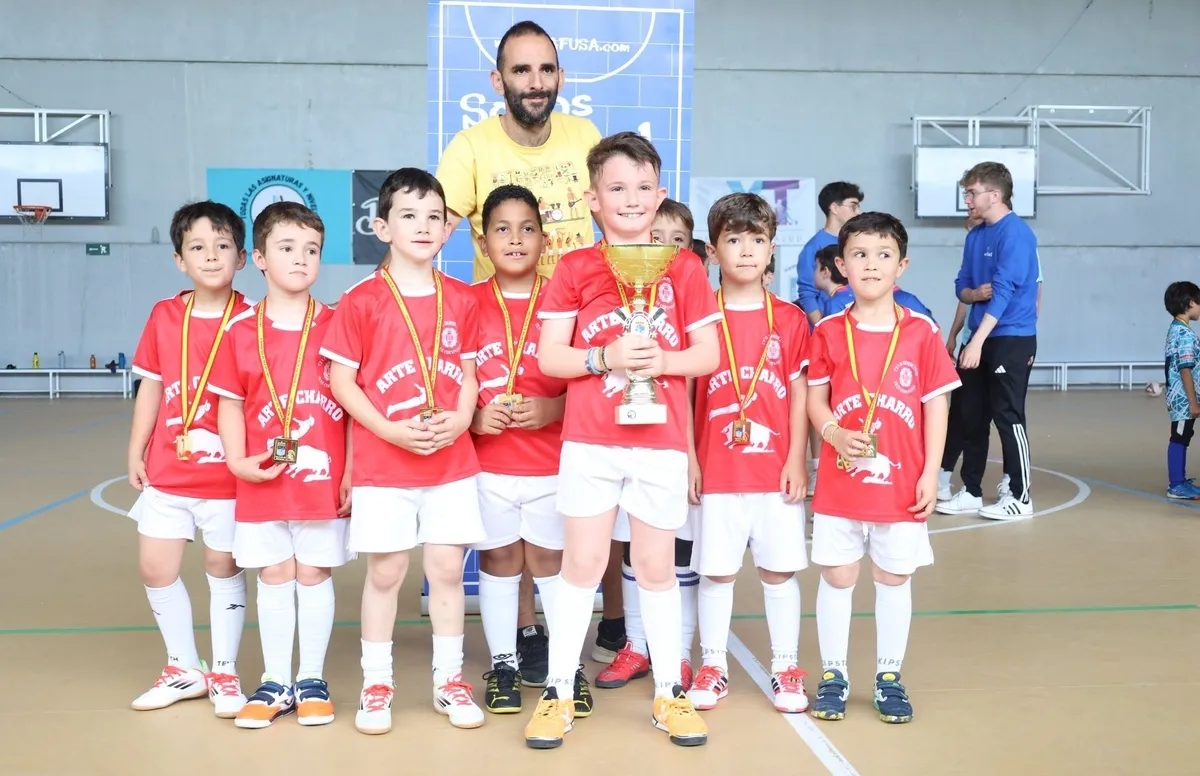 Foto 8 - Los 2 Prebenjamines del III Columnas triunfan en sus respectivas Copas Asafusa