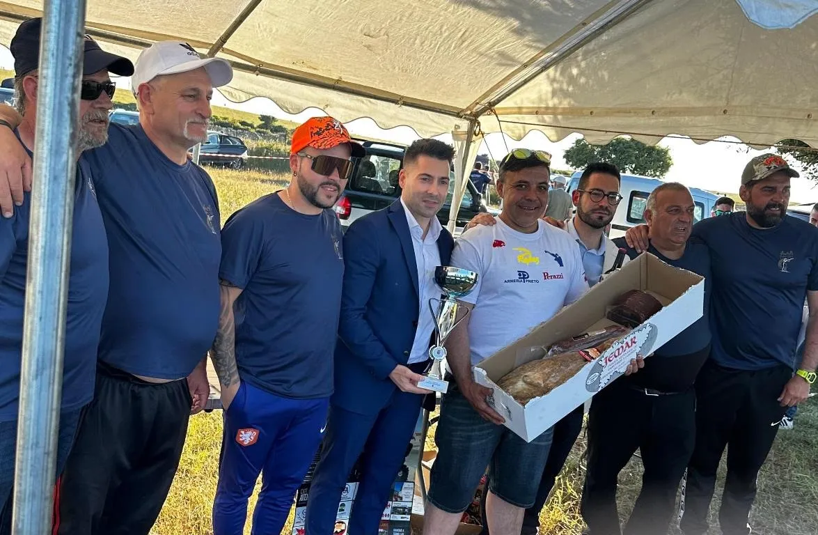 Foto 3 - Juan Rodr&iacute;guez se hace con la victoria en la Tirada al Plato de Fuentes de O&ntilde;oro
