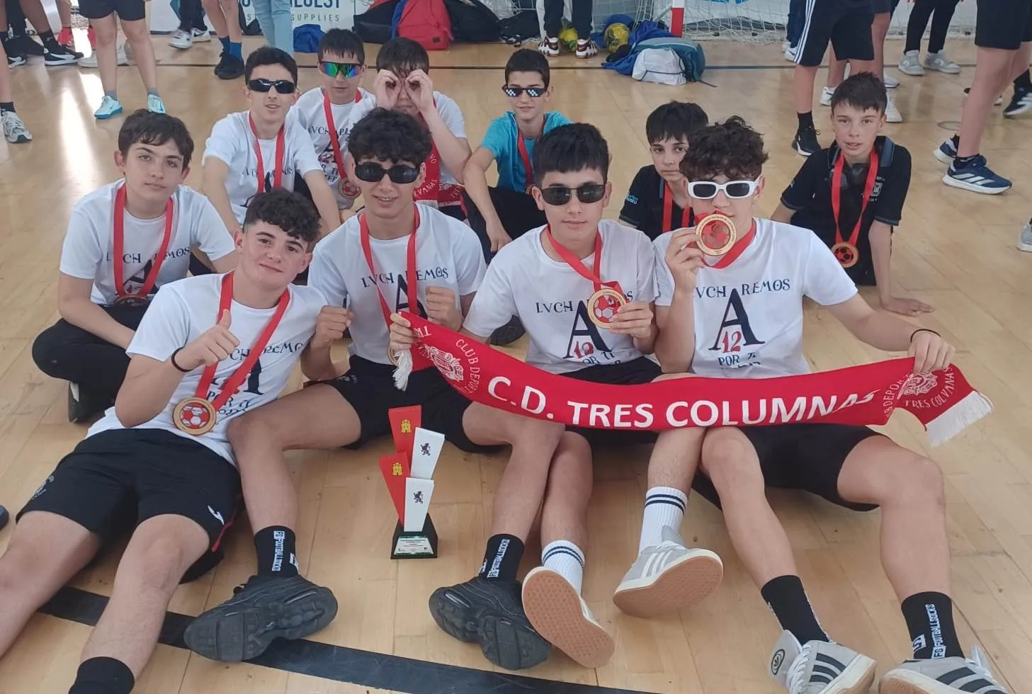 Foto 4 - El Infantil Escolar del III Columnas se corona campe&oacute;n de Castilla y Le&oacute;n arrasando