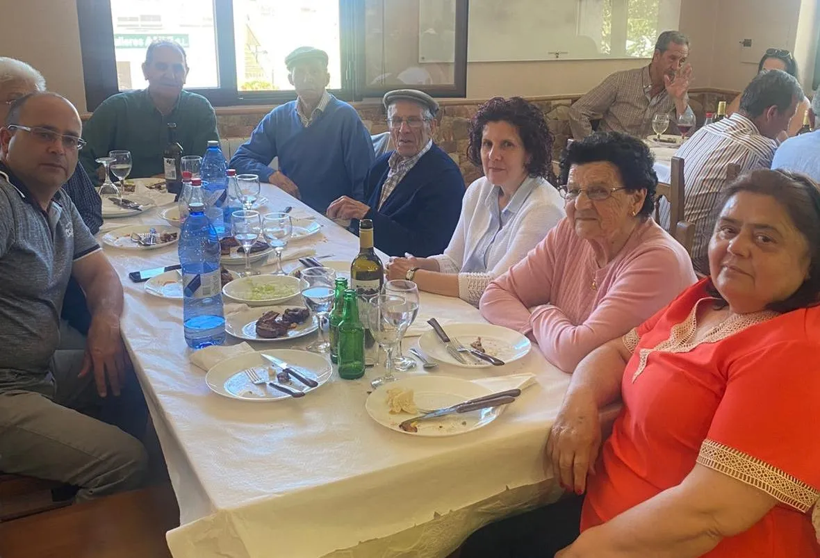 Foto 3 - La Pe&ntilde;a Taurina Manuel Diosleguarde conmemora sus 10 a&ntilde;os