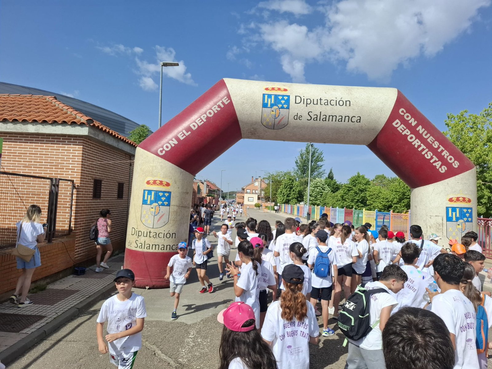 Carbajosa: VI Día Educación Física une deporte y solidaridad