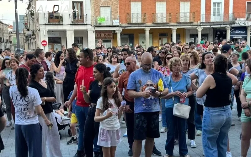 Foto 6 - Multitudinaria fiesta en Pe&ntilde;aranda para vivir la grabaci&oacute;n del v&iacute;deo promocional del Gran Prix
