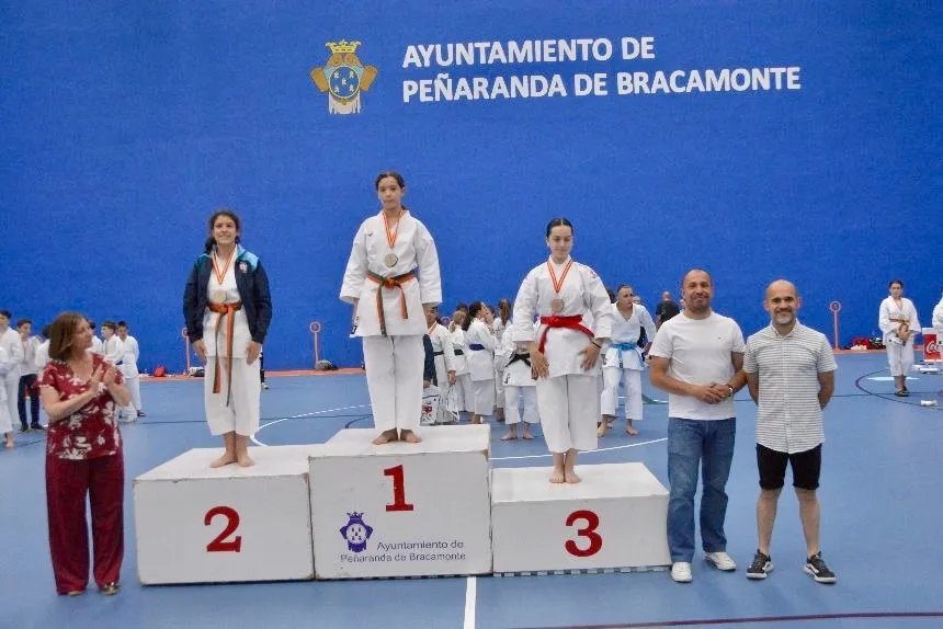 Foto 6 - Gran ambiente y nivel en el estreno del Campeonato Provincial de K&aacute;rate en Pe&ntilde;aranda