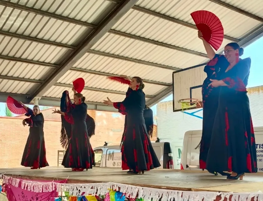 Foto 6 - Villoria se abarrota de arte y diversi&oacute;n durante la VI Feria Rociera