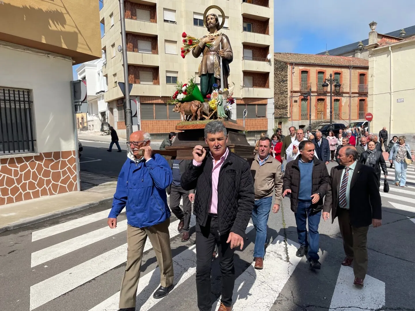 Foto 7 - Devoci&oacute;n y hermandad en Guijuelo: as&iacute; se vive la festividad de San Isidro