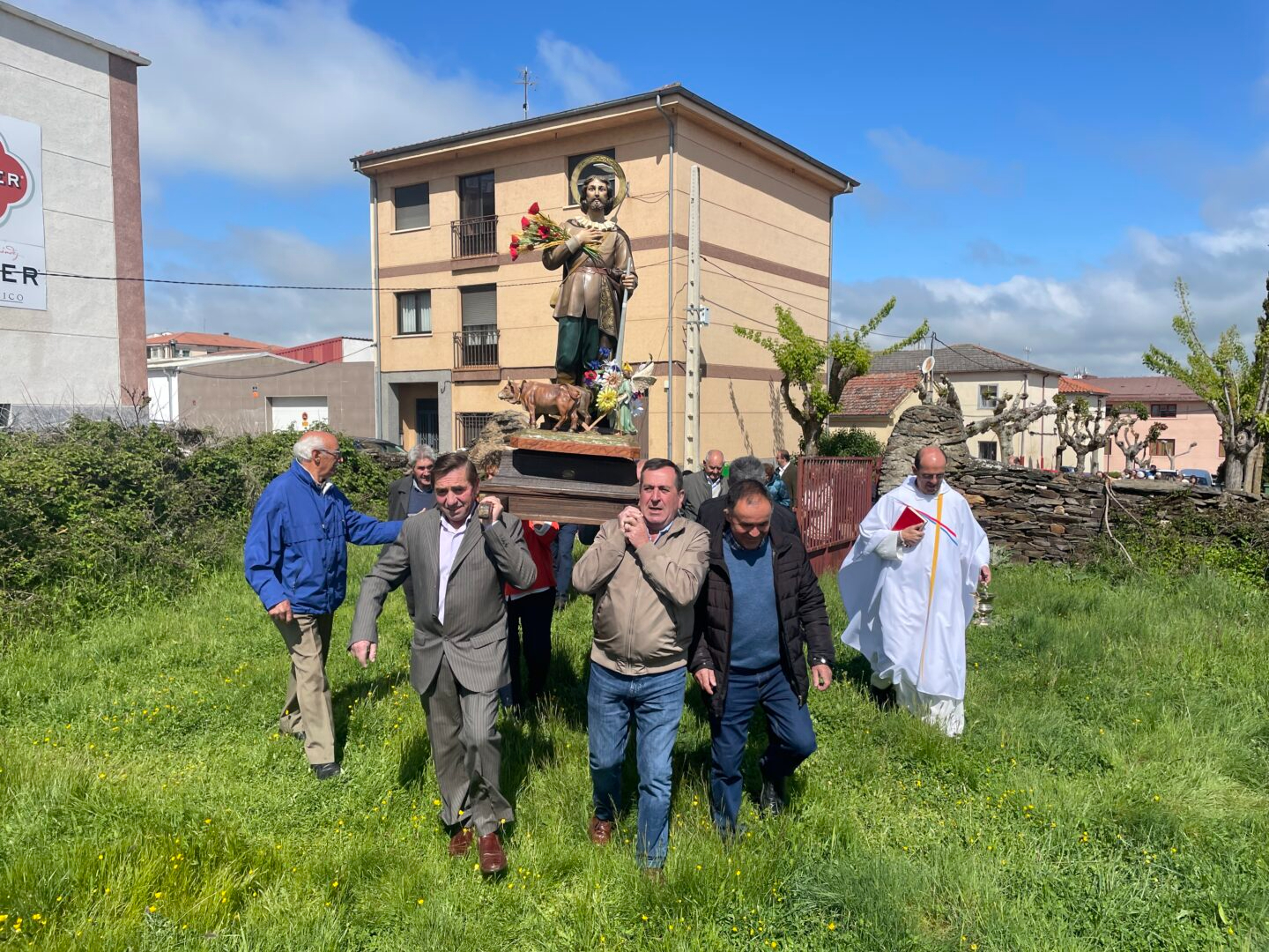 Guijuelo celebra San Isidro 2025: eucaristía, procesión y tradición