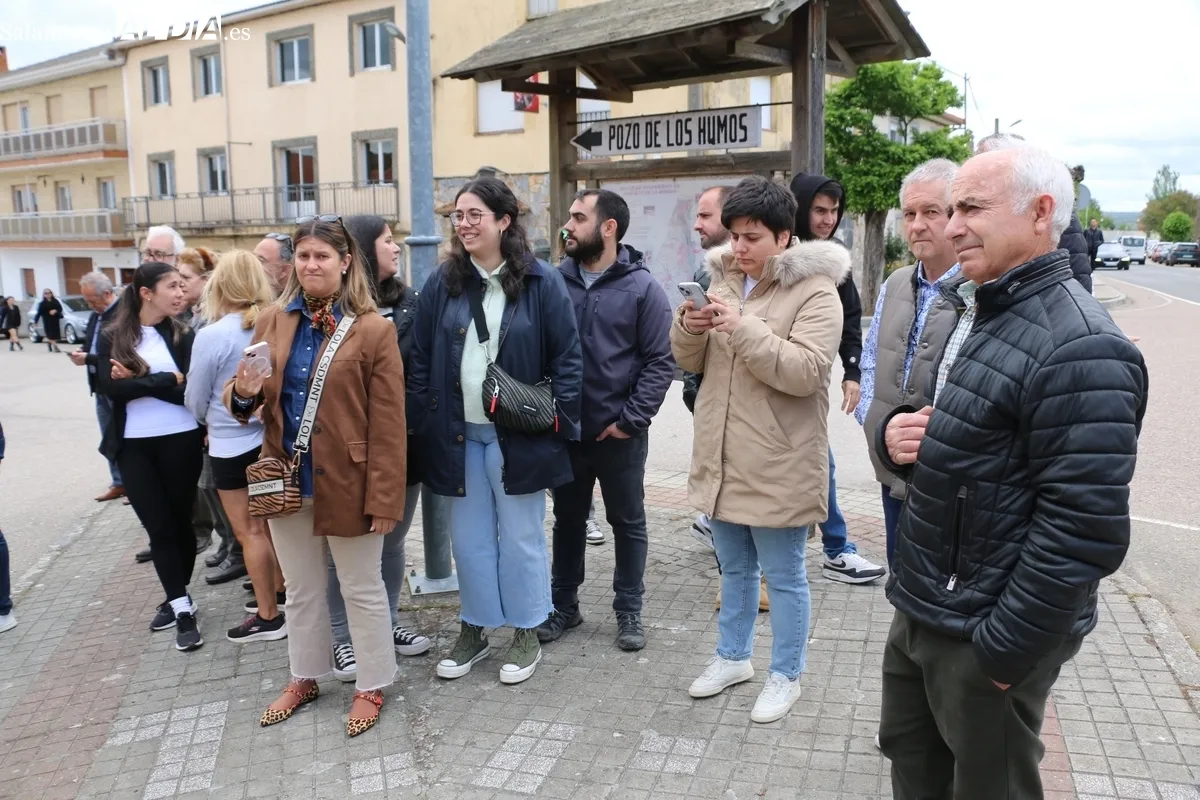 La coincidencia en sábado y el puente festivo, se dejó notar con numeroso público en Masueco durante la Santa Cruz / CORRAL