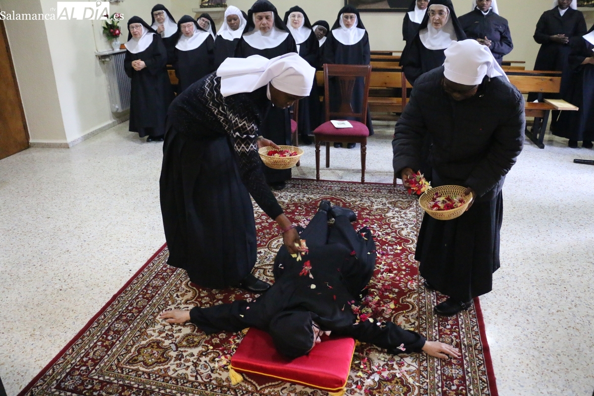 Sor María Zhang recibe la Profesión Solemne en el convento de Vitigudino