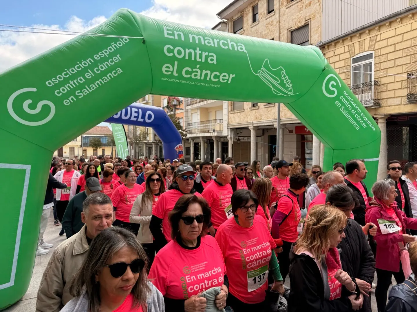 Más de 450 personas participan en la II Marcha contra el Cáncer de Guijuelo | FOTOS: Ayuntamiento de Guijuelo 