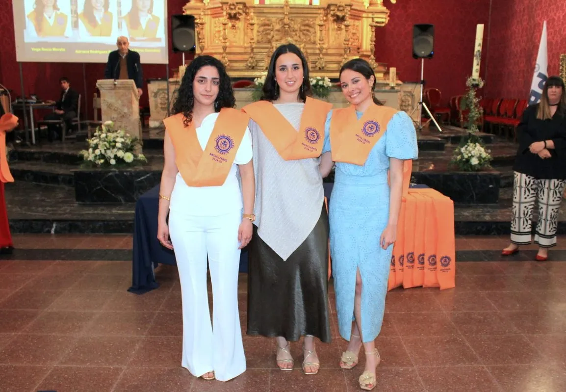 Foto 7 - El Calasanz de Salamanca despide a sus alumnos de 2&ordm; de Bachillerato en su graduaci&oacute;n