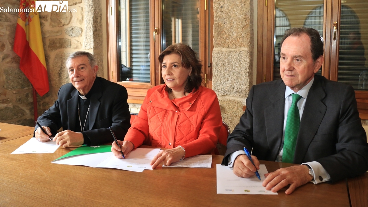 Nueva iluminación LED para la iglesia de Villavieja de Yeltes