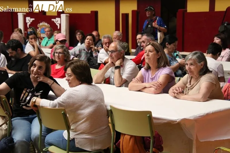 Foto 7 - Ciento cuarenta peregrinos culminan la ruta hasta Alba y reponen fuerzas con Catering Gabriel